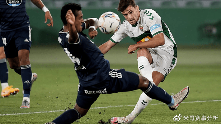 今晚西甲传出新动向，菲尼克斯太阳外线爆发，管理层表态：赛场秩序良好，资深球员宣示担当 -奇异果娱乐