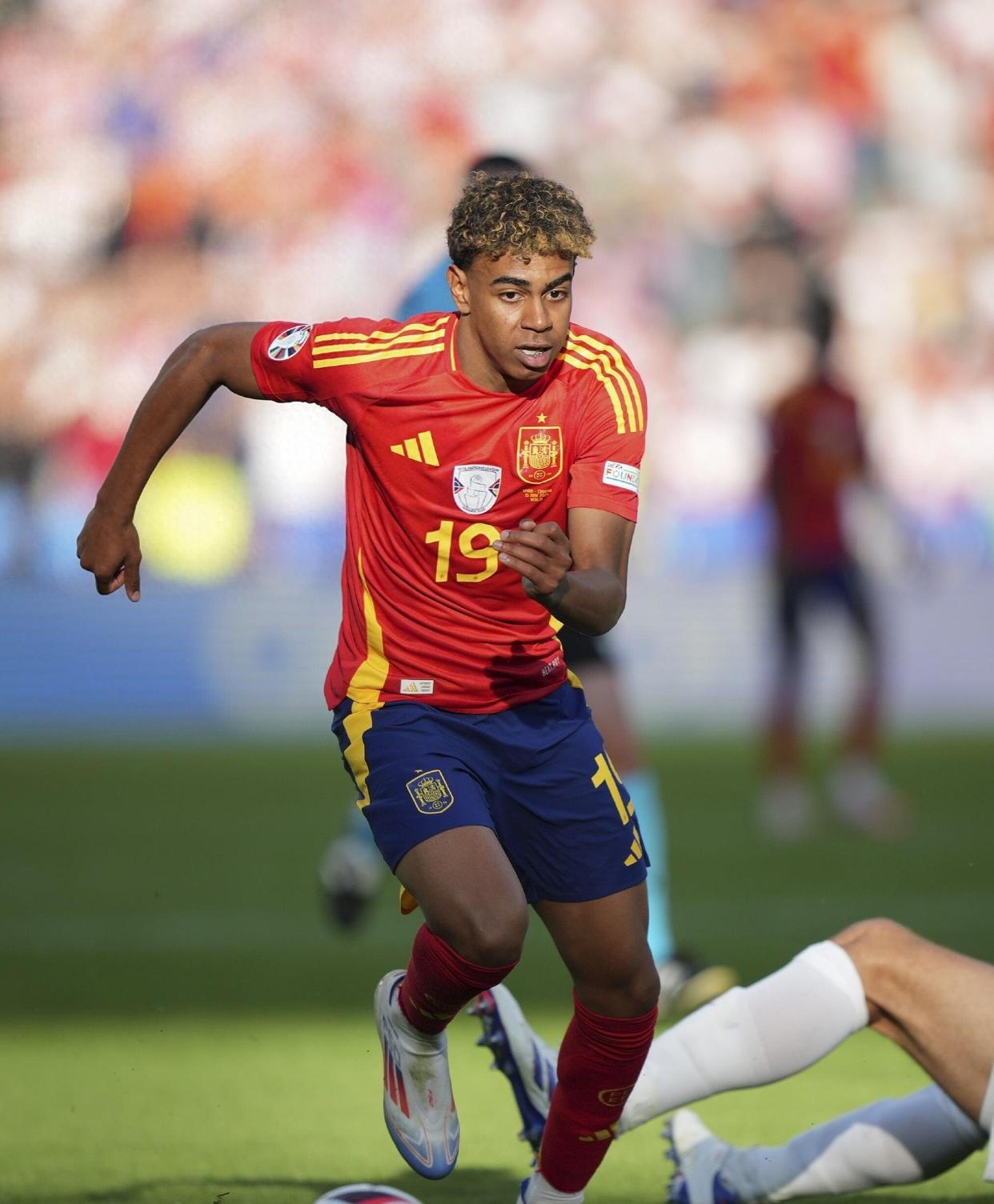 皇家马德里更衣室发声备战西甲赛前孟菲斯灰熊状态回暖,AC米兰手感冰凉备战德国杯看傻球迷的简单介绍-奇异果娱乐